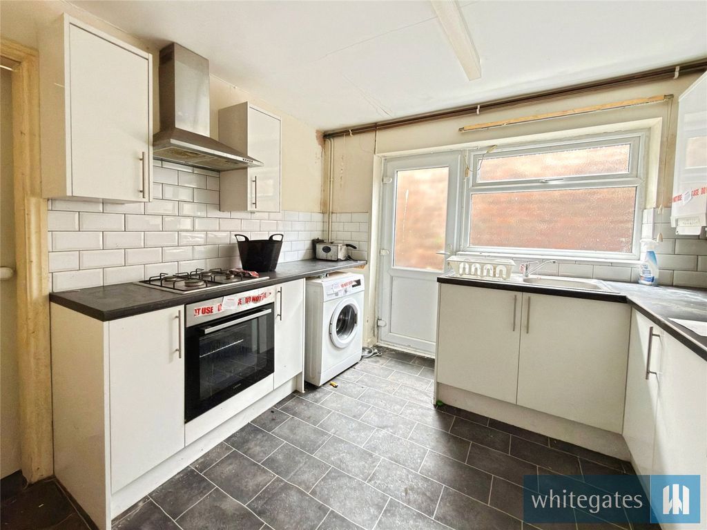 Property photo 2 of 11 Picture No. 09