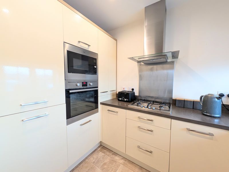 Property photo 3 of 16 Kitchen