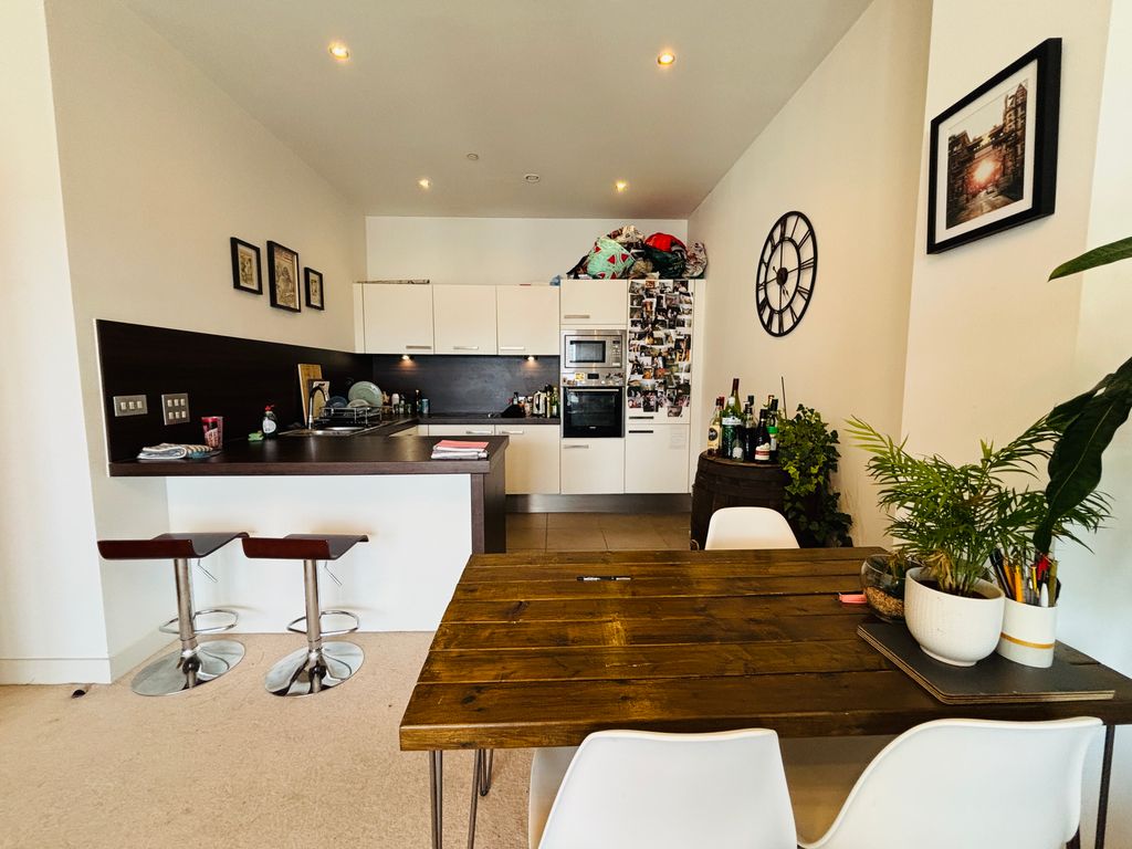 Property photo 3 of 12 Gallery