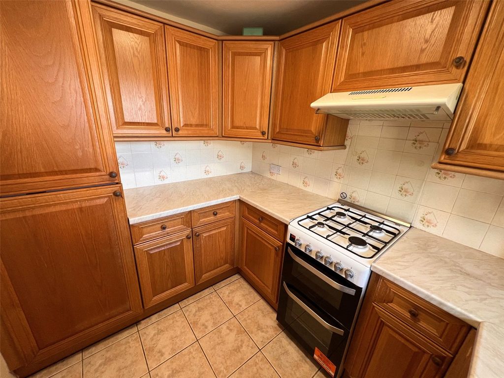 Property photo 2 of 14 Kitchen