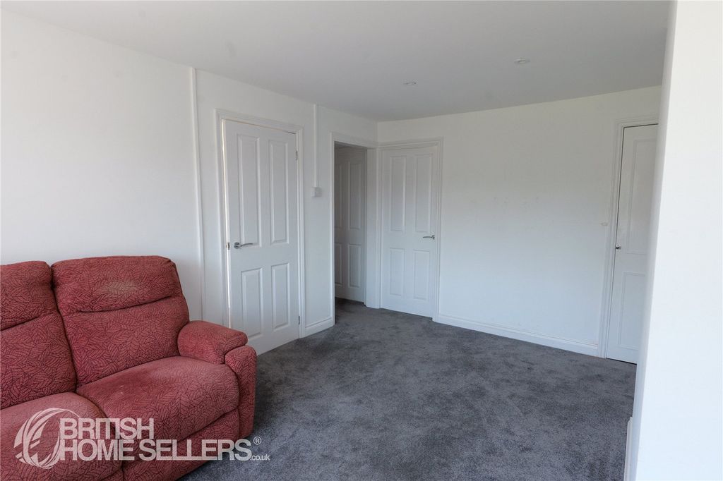 Property photo 3 of 11 Picture No. 14