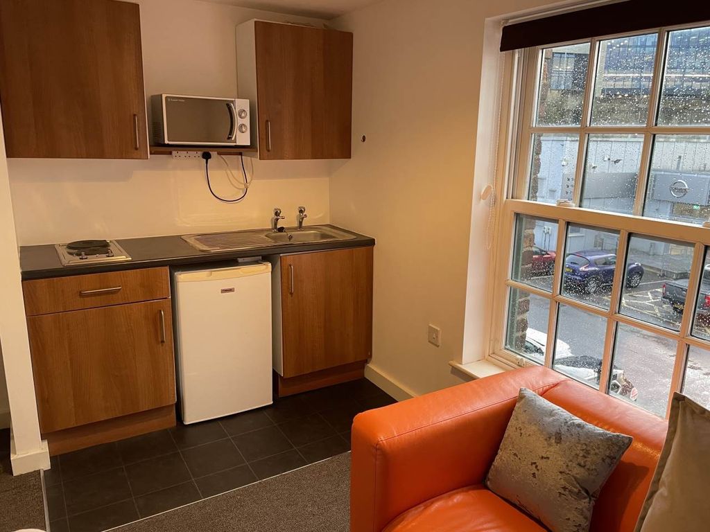 Property photo 1 of 4 Img_8115