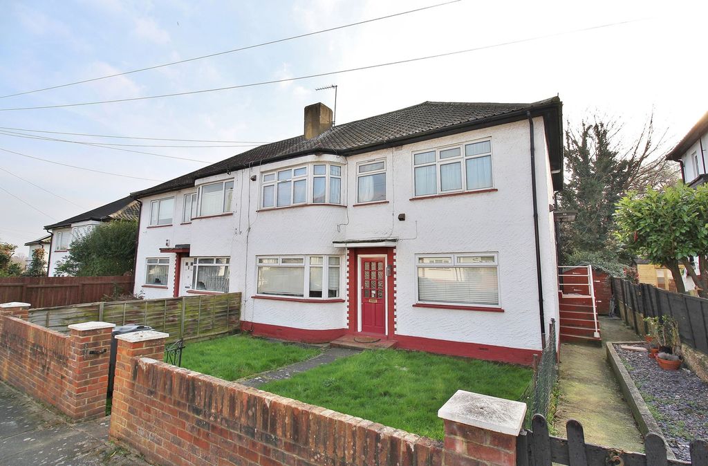 Property photo 1 of 9