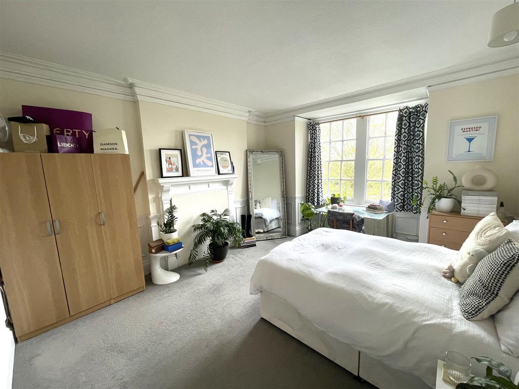 Property photo 3 of 11 Image00009.Jpeg