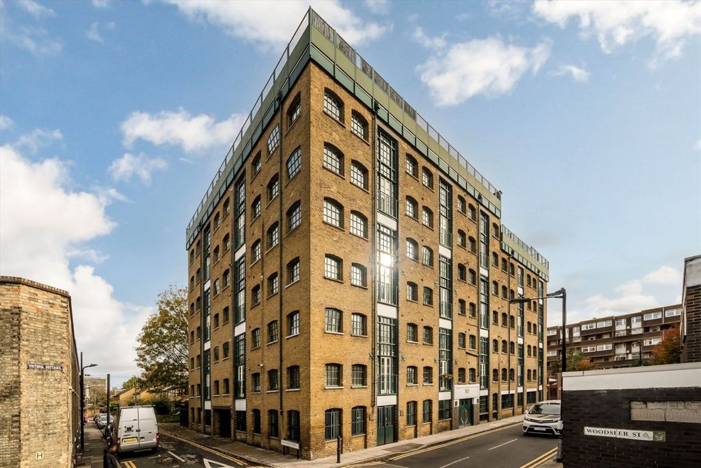 Property photo 1 of 5