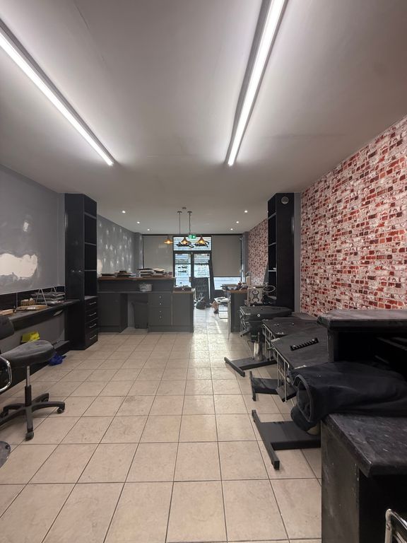 Property photo 3 of 9