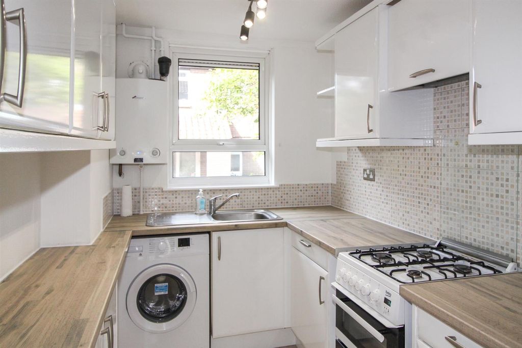 Property photo 1 of 13 Img_2487.Jpg