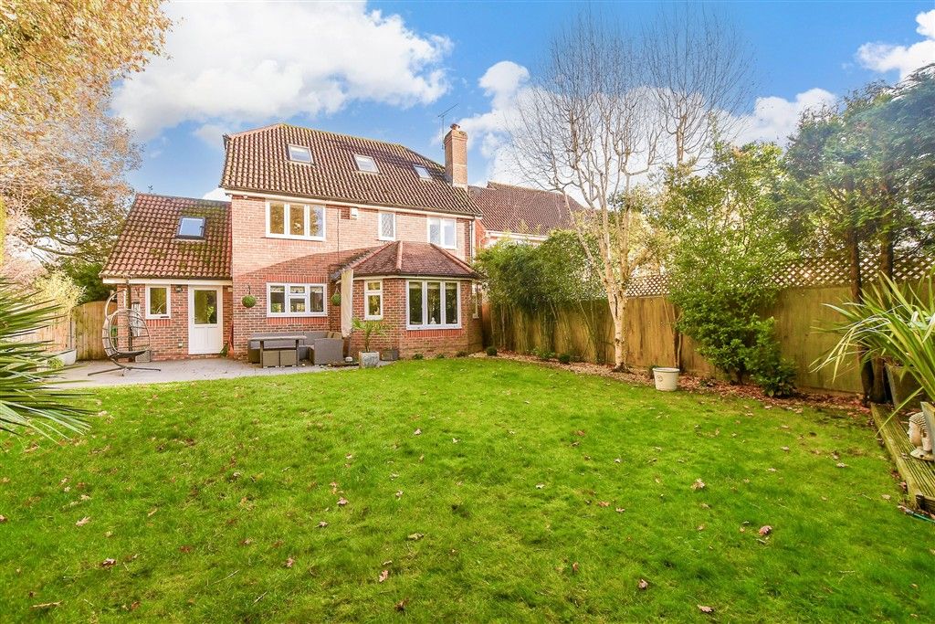 Property photo 1 of 16 Rear Garden