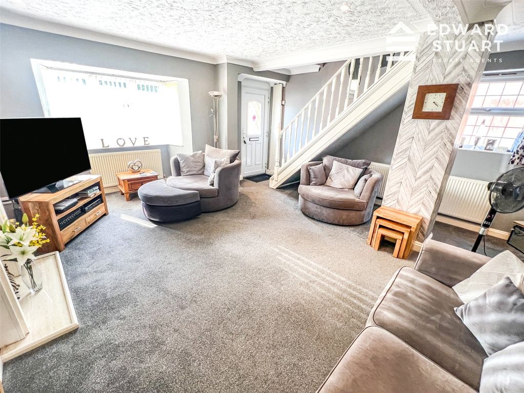 Property photo 3 of 12 Picture No. 04