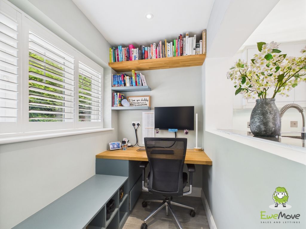 Property photo 3 of 23 3