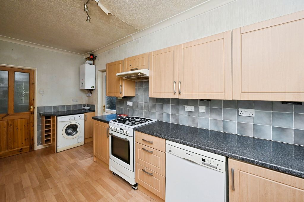 Property photo 3 of 26