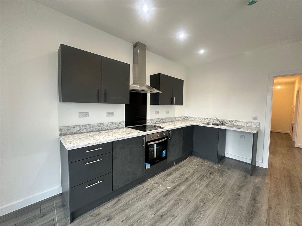 Property photo 2 of 10 Img_2213.Jpg