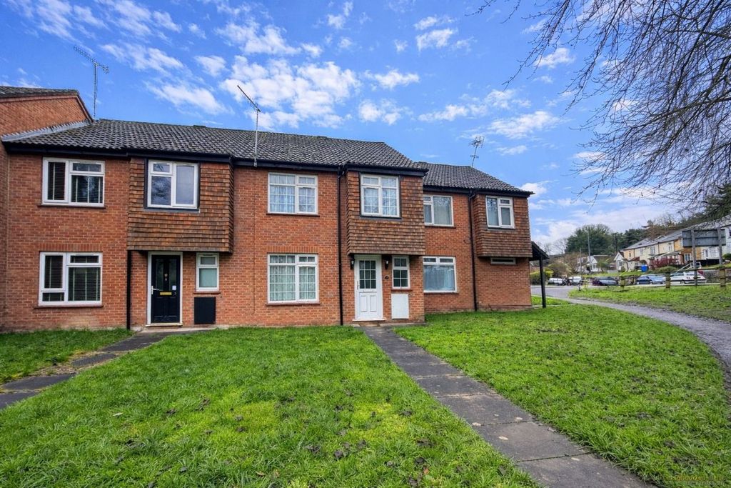 Property photo 2 of 14