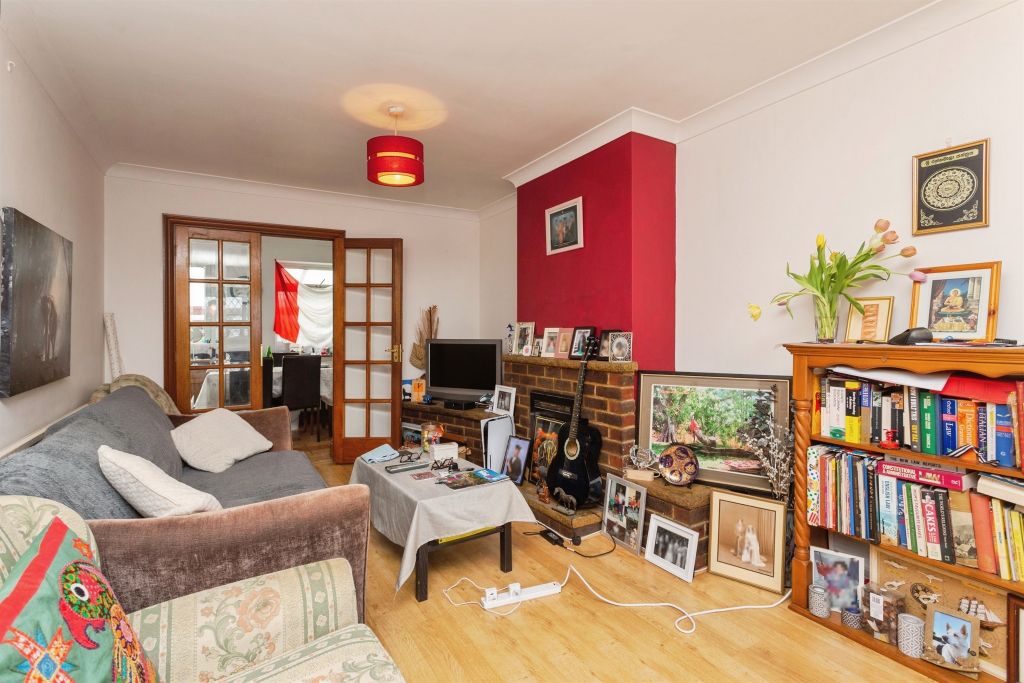 Property photo 3 of 18