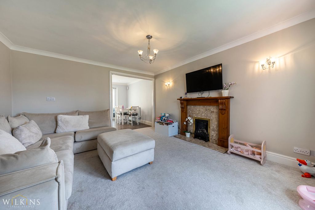 Property photo 2 of 21 Photograph