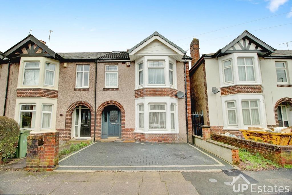 Property photo 1 of 35