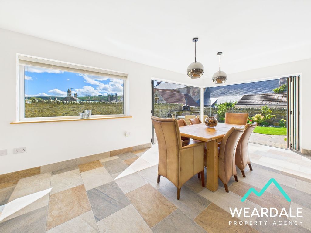 Property photo 2 of 57