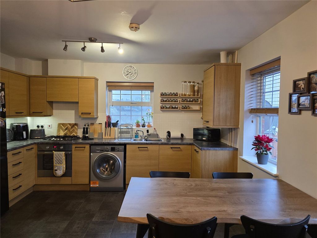 Property photo 2 of 8 Picture No. 02