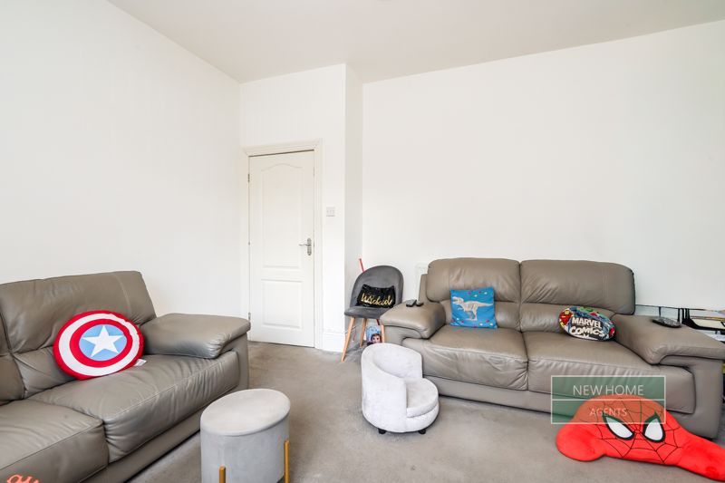 Property photo 3 of 18 Photo 6