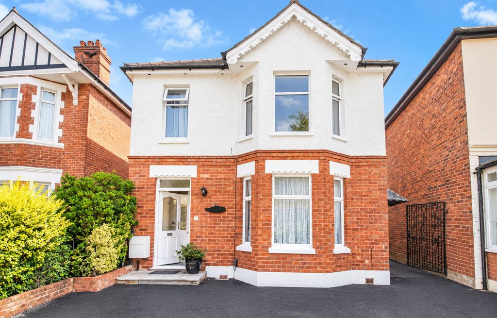 Property photo 1 of 13