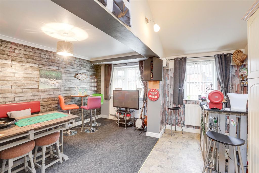 Property photo 3 of 30 3620.Jpg