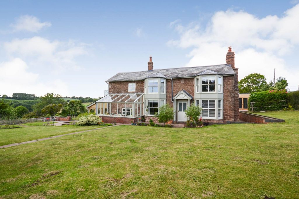 Property photo 1 of 44