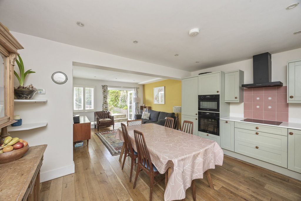 Clarendon Road, Hove BN3, 4 bed terraced house for sale, £650,000 ...