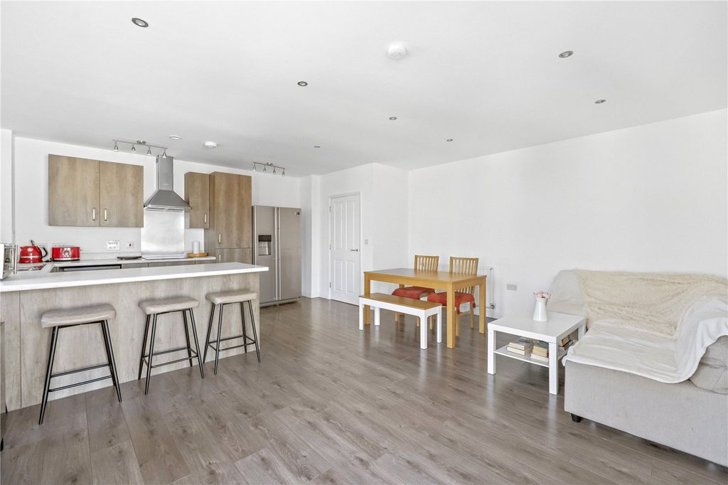 Property photo 2 of 20 Picture No. 19