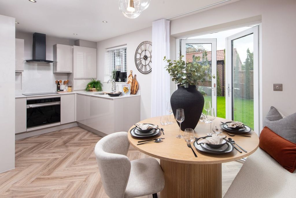 Property photo 2 of 6 Kitchen Dining Room
