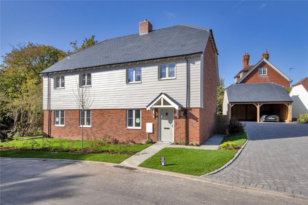 Property photo 2 of 10 Scotney