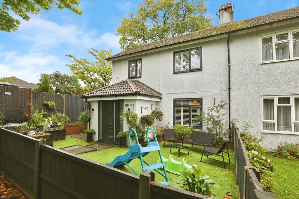 Property photo 1 of 17 Photo