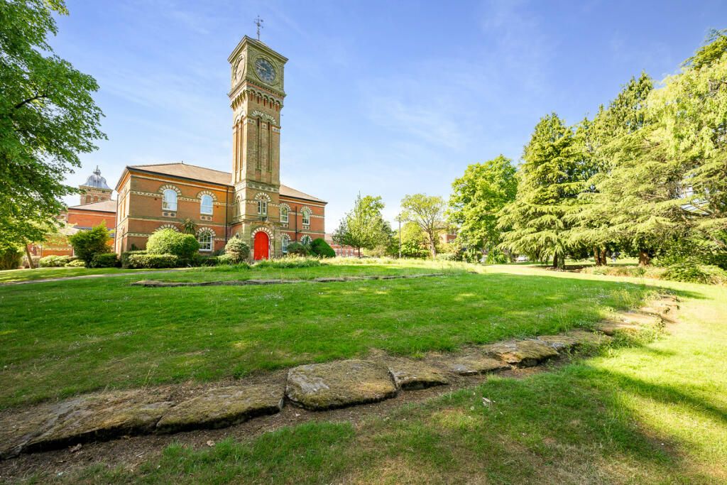 Property photo 1 of 10