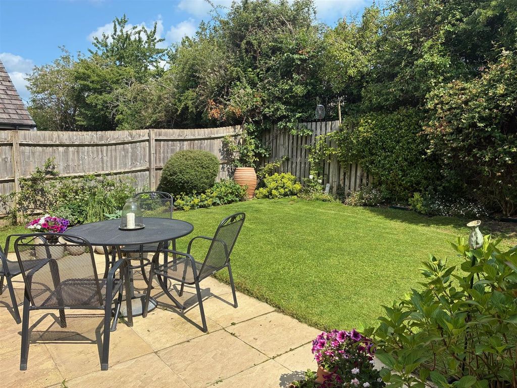 Property photo 2 of 18 5.Jpg