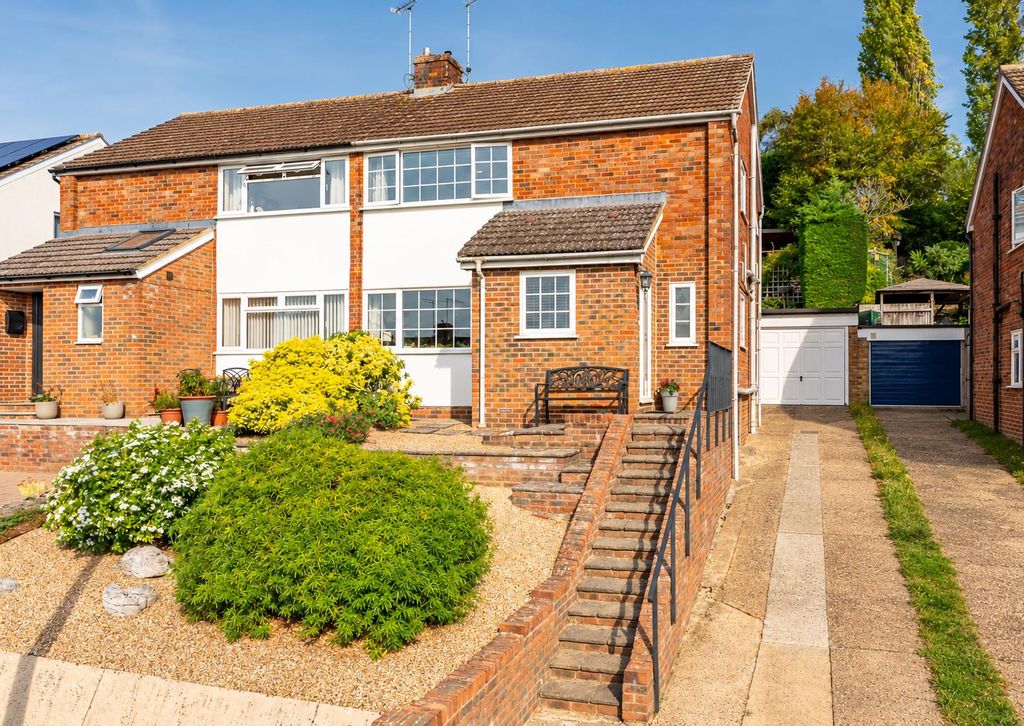 Property photo 1 of 34