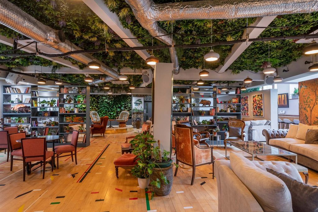 Property photo 2 of 10