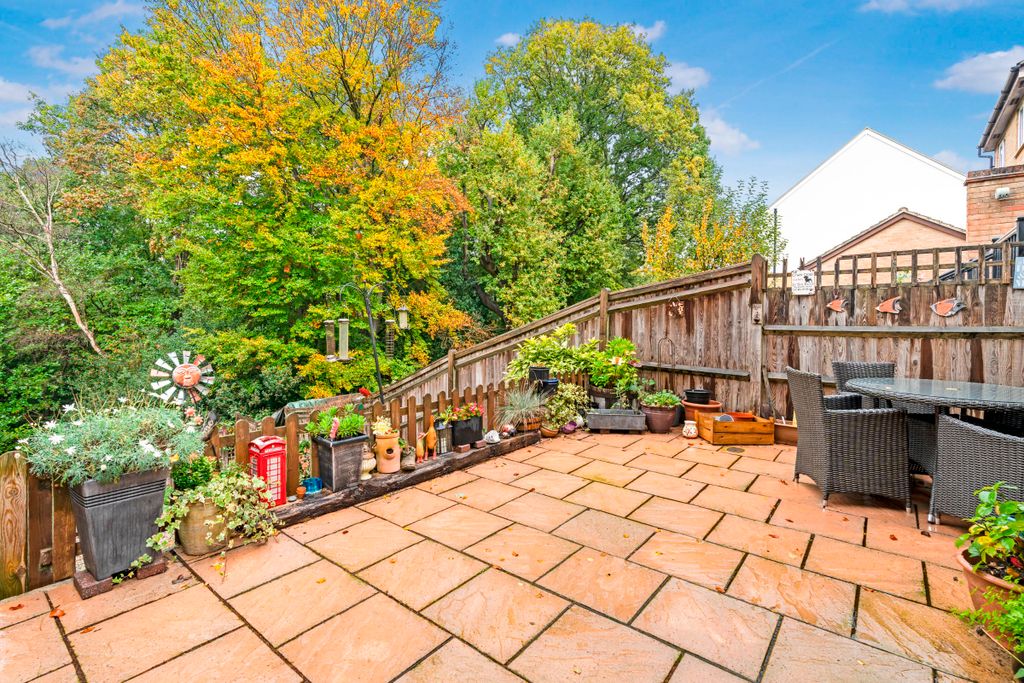 Property photo 3 of 19