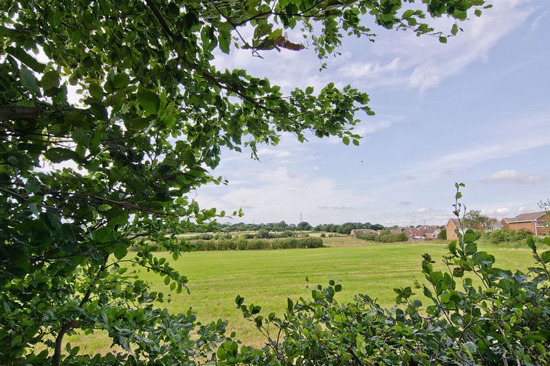 Property photo 2 of 20 Photo 15