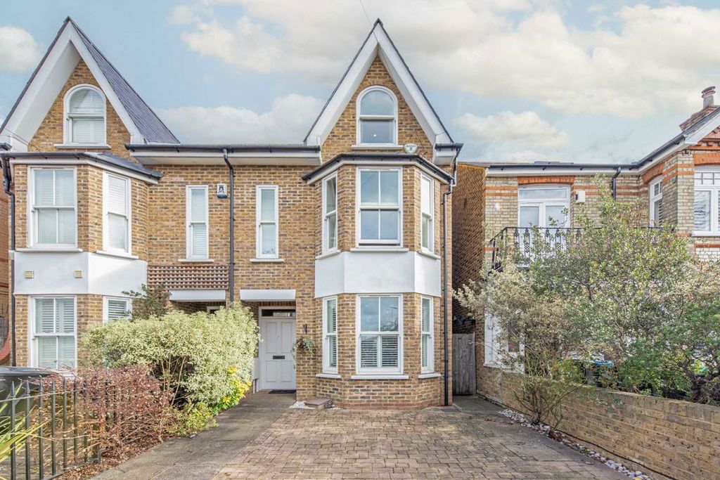 Property photo 1 of 7