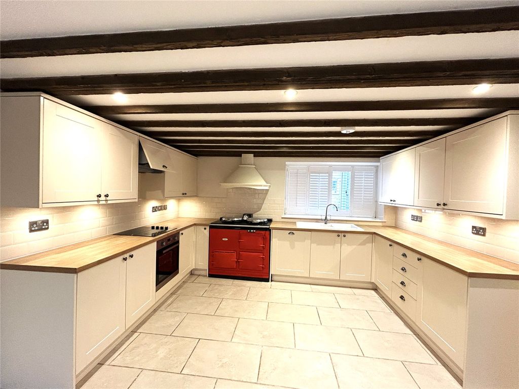 Property photo 1 of 10 Picture No. 15