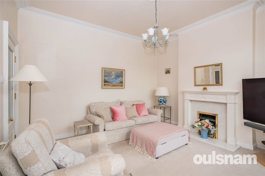 Property photo 3 of 29 Picture No. 05