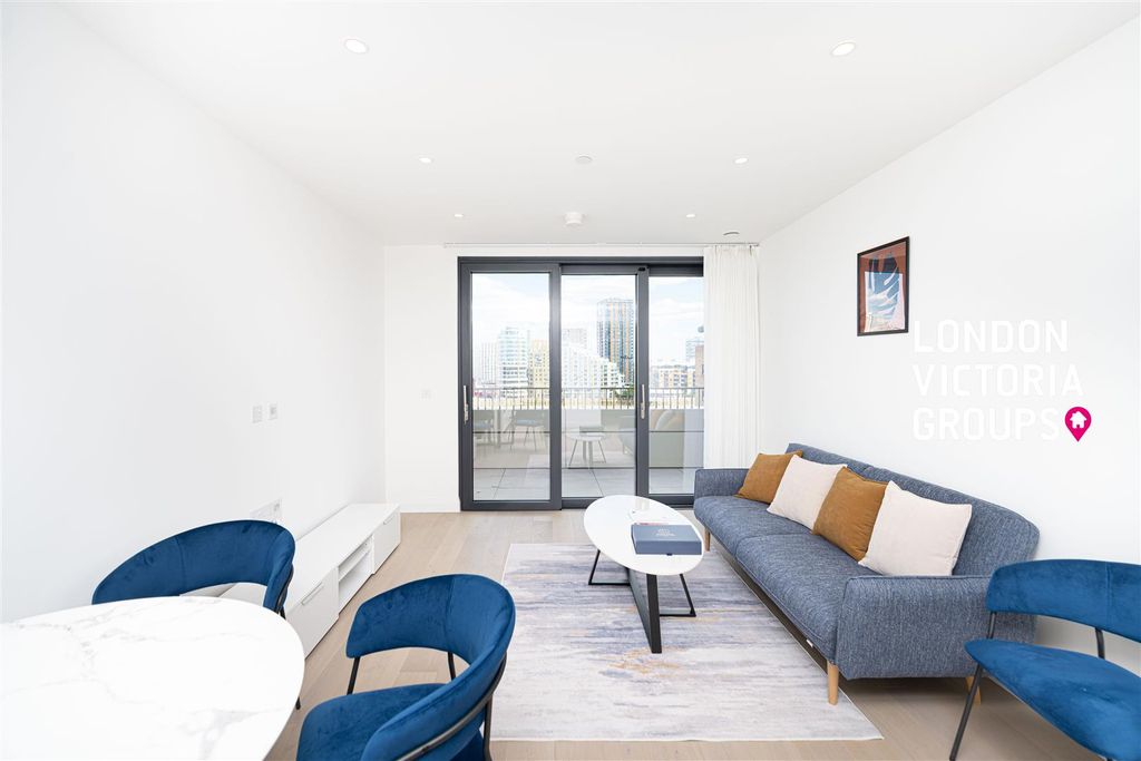 Property photo 3 of 17 1-12734.Jpg