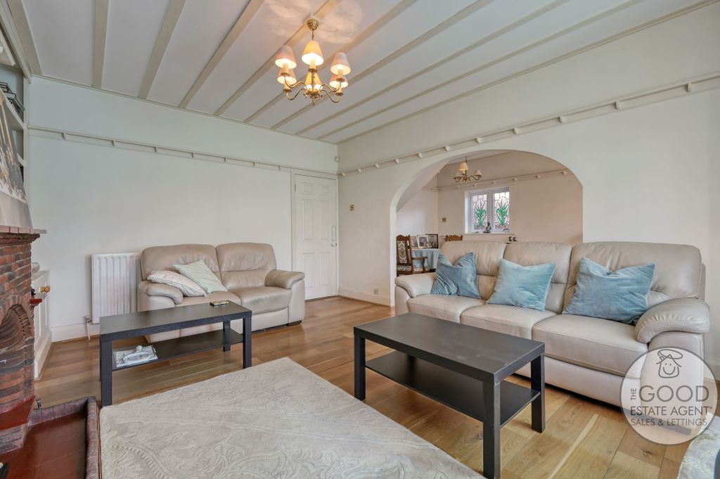 Property photo 2 of 30