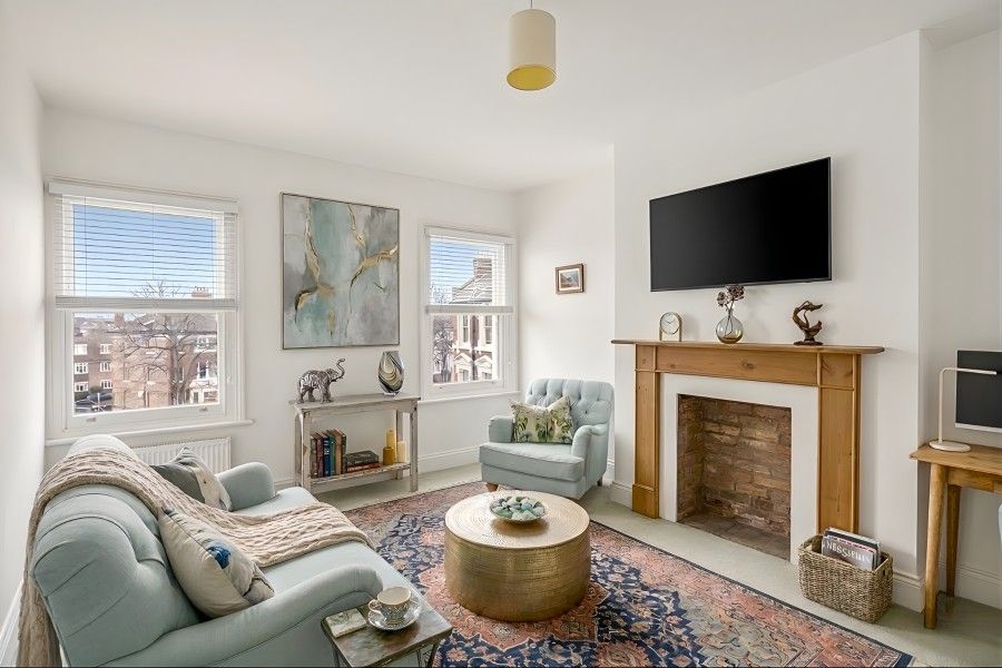 Property photo 1 of 9