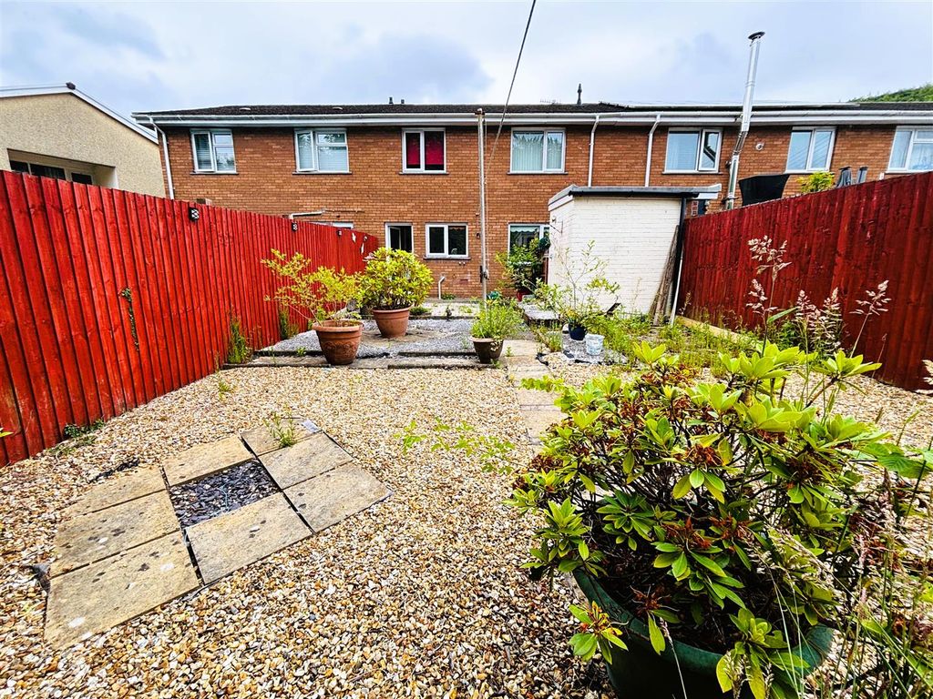 Property photo 2 of 20 Rear Garden