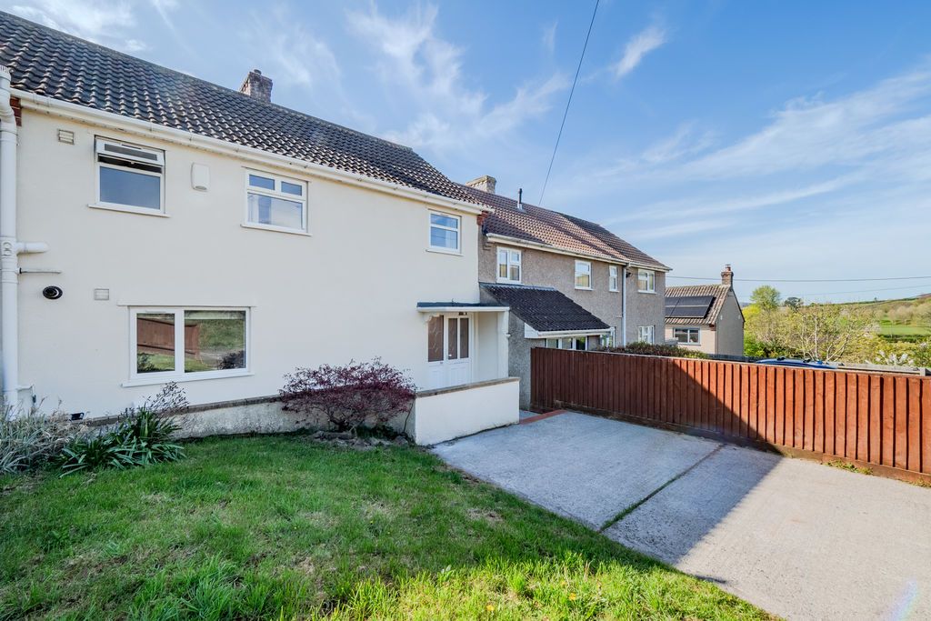 Property photo 1 of 15 Photo 40