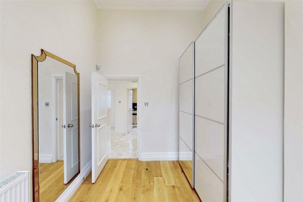 Property photo 2 of 8 Wardrobes