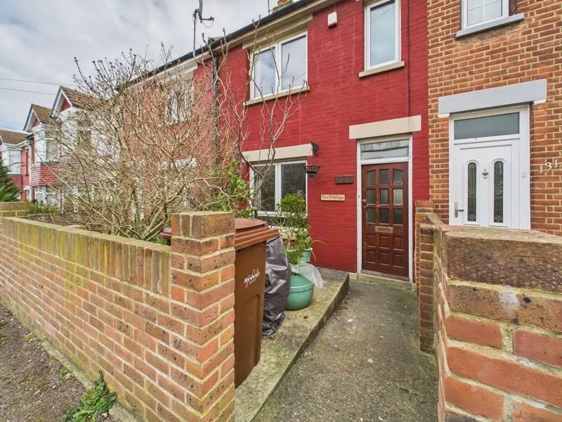 Property photo 1 of 11