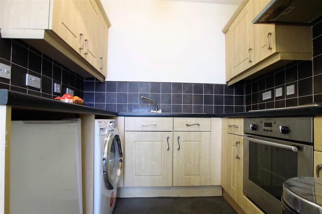 Property photo 2 of 3 3.Jpg