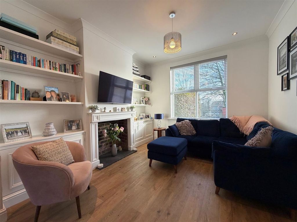 Property photo 2 of 33 d .Jpeg