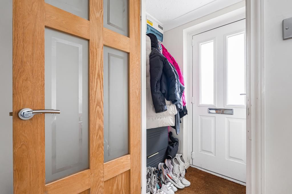 Property photo 3 of 16 8_69305.Jpg